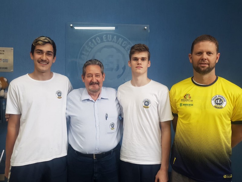 Alunos do CEJ são convocados para seleção Catarinense de Basquetebol